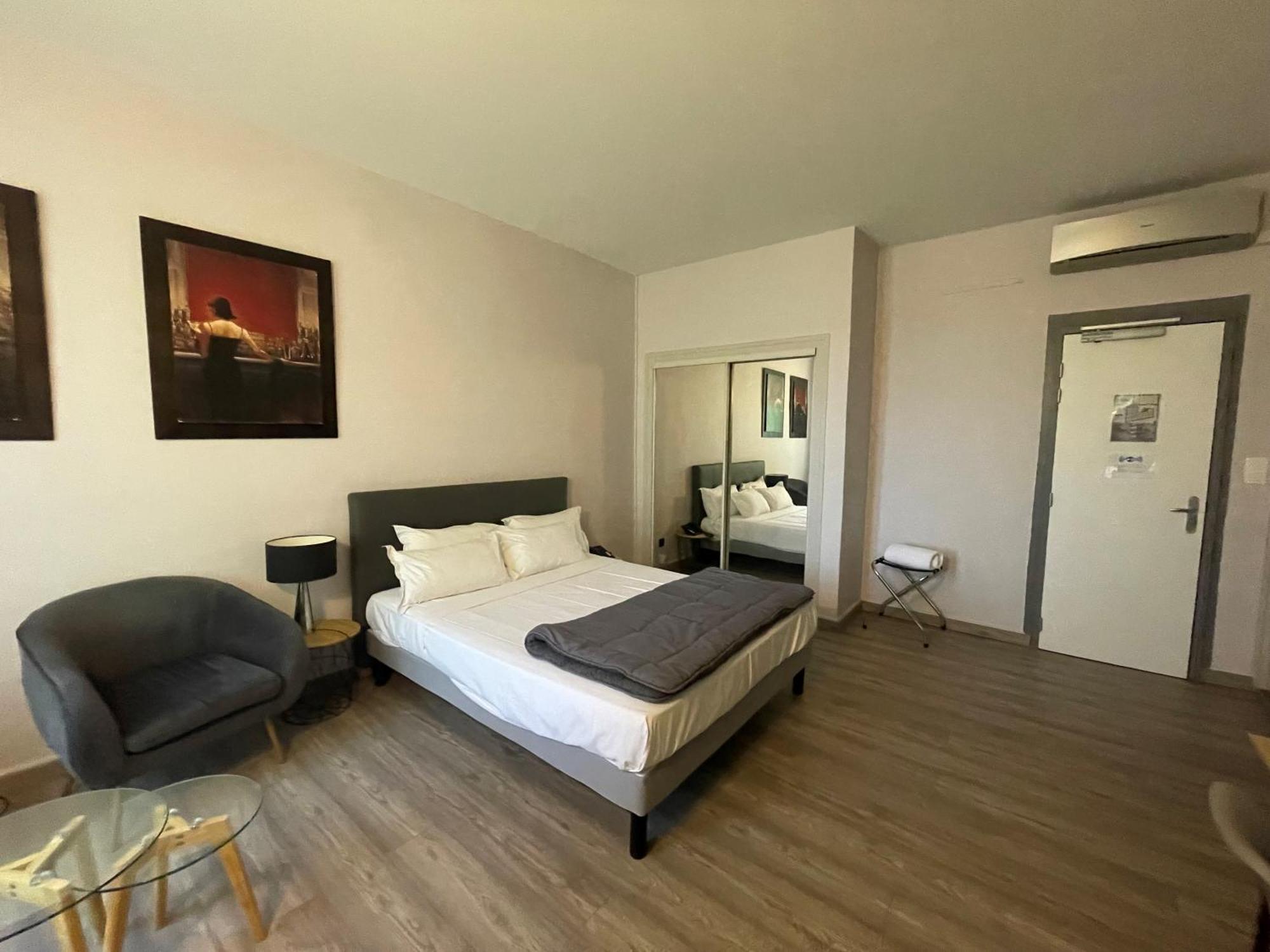 Hotel De France Perpignan Centre Ville Exterior foto